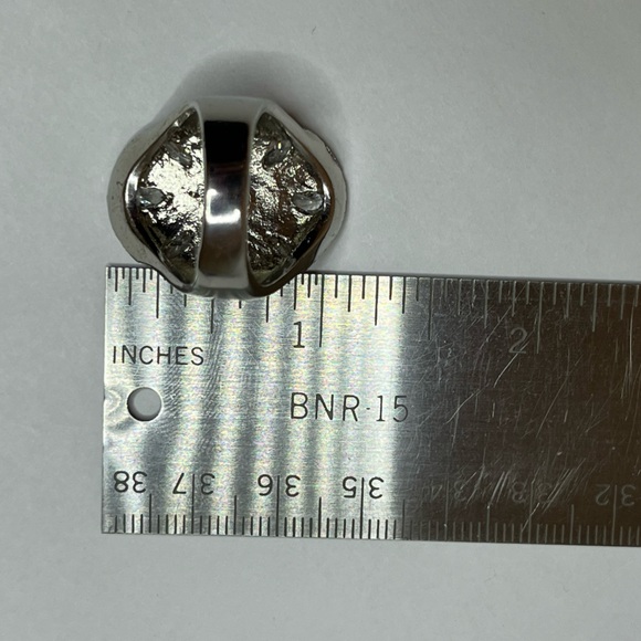 Vintage Guess Silver and CZ Ring - Picture 11 of 12